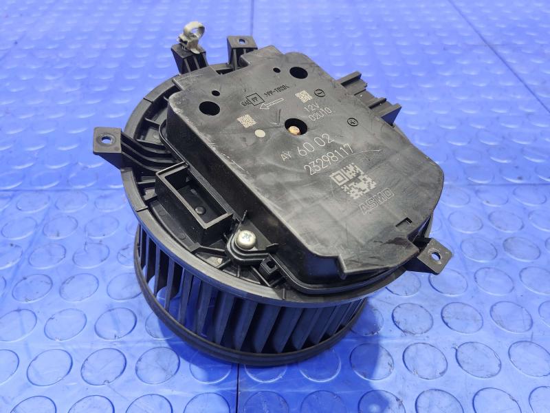 2017 Chevrolet Silverado 2500 Blower Motor