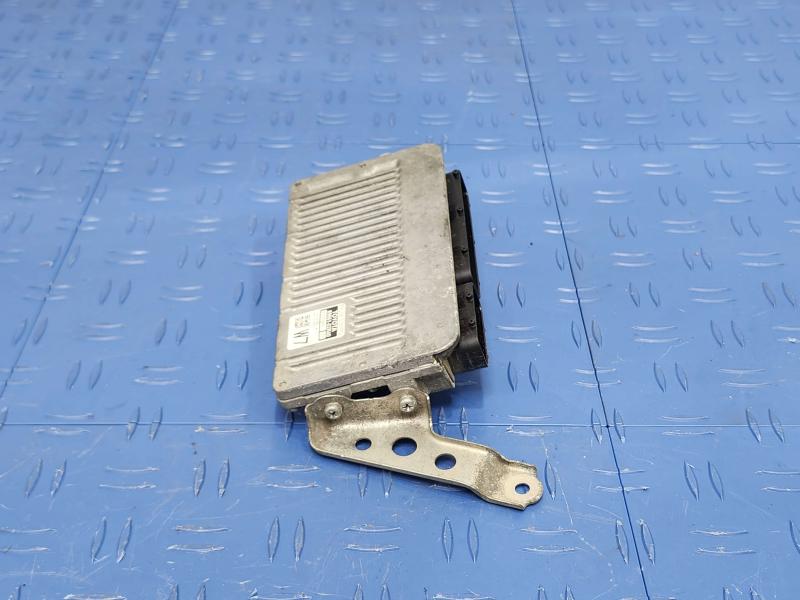 2013 Toyota Yaris Engine/Motor Brain Box