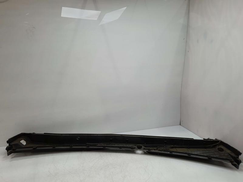 2009 - 2014 Hyundai Genesis Sedan Cowl Panel Cover Grille Air Inlet OEM 86150-3M100