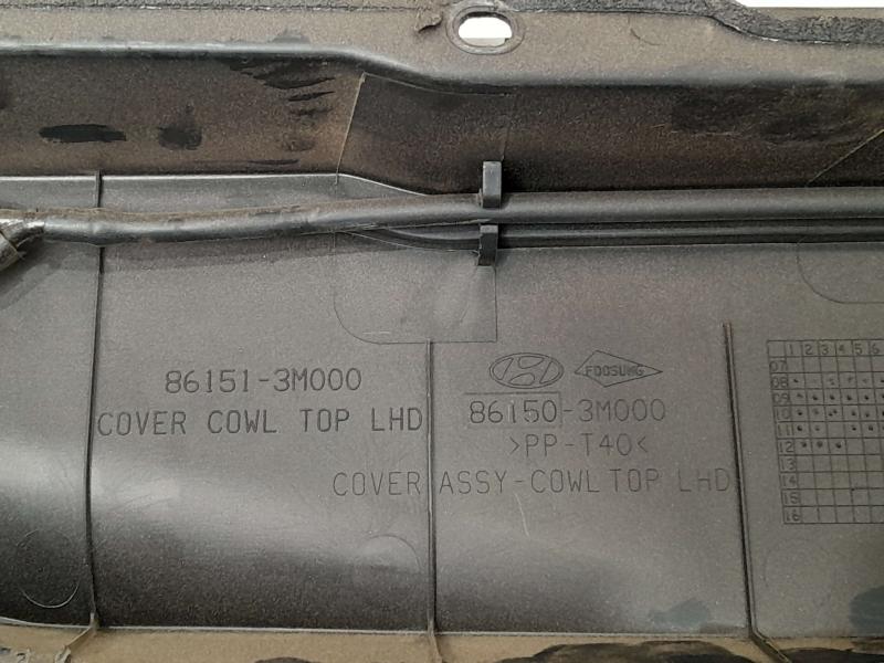2009 - 2014 Hyundai Genesis Sedan Cowl Panel Cover Grille Air Inlet OEM 86150-3M100