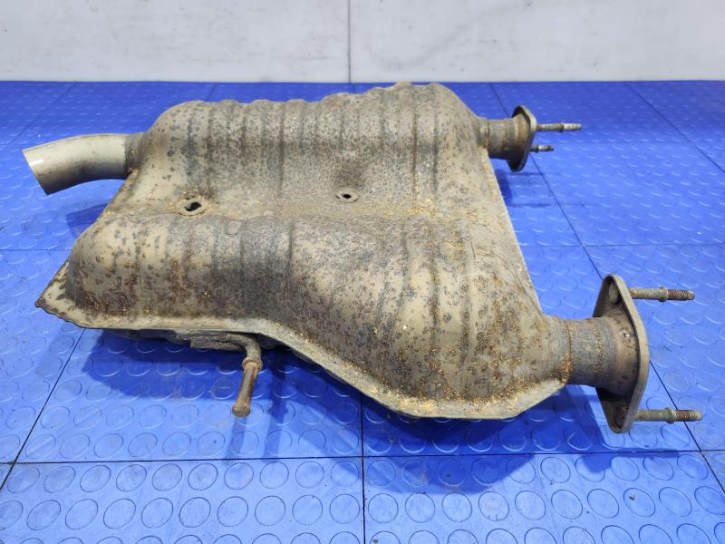 2012 Jeep Grand Cherokee Muffler