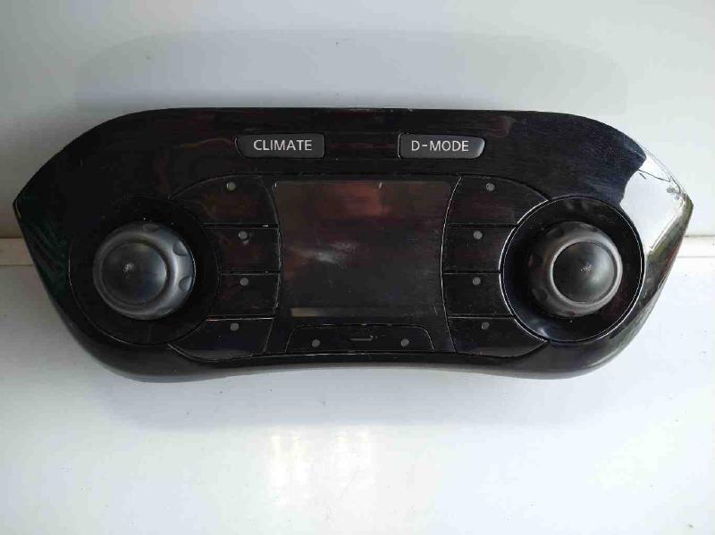 2013 Nissan Juke Heater A/C Control