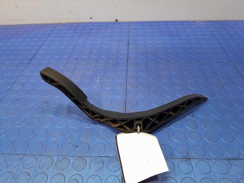 2005 Ford Explorer Pedal Assembly