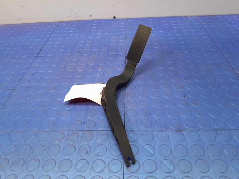 2005 Ford Explorer Pedal Assembly
