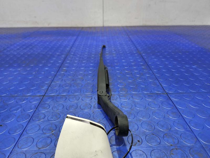 2015 Chrysler 200 Windshield Wiper Arm Left Driver Side OEM 68241707AA