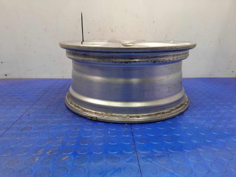 2011 Toyota Camry Wheel