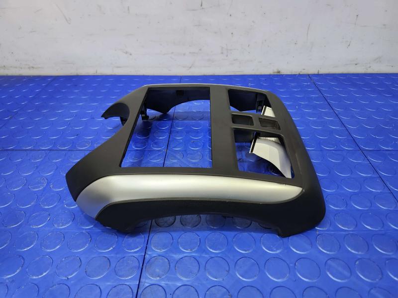 2014 Nissan Versa Note Radio Trim Surround Bezel Black OEM 68260-3VY0A