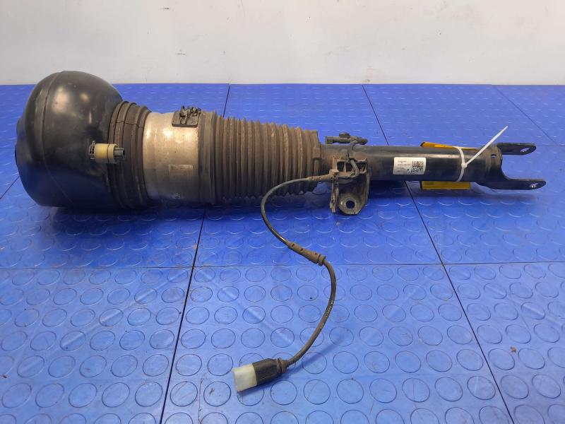 2018 BMW 740I Strut Assembly