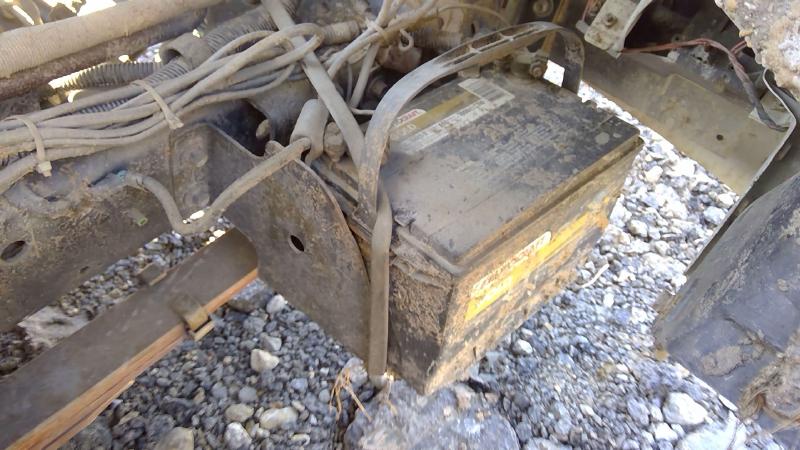 2000 Isuzu NPR Battery Tray