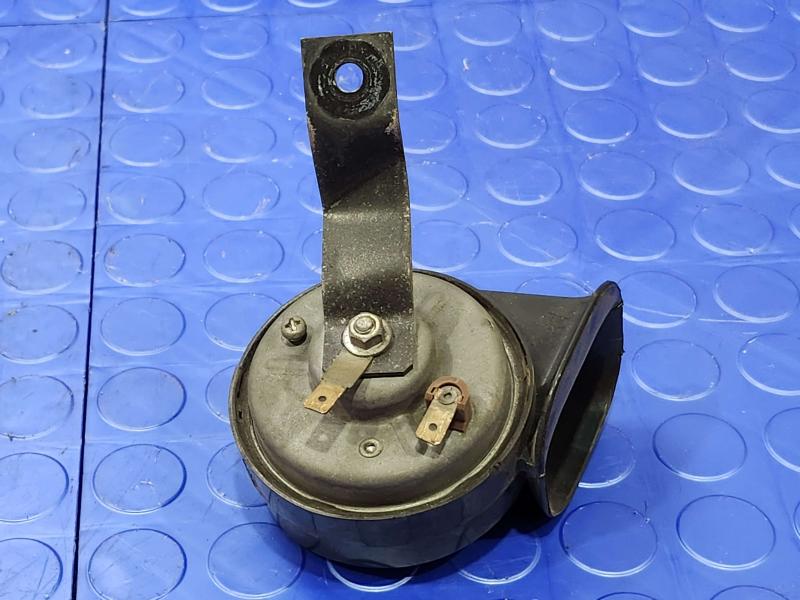 2009-2013 Infiniti FX35 FX37 FX50 OEM Low Note Horn Assembly 256201CA0B