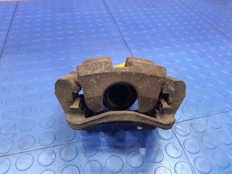 2019 Toyota Sienna Caliper