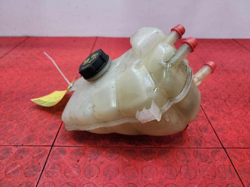 2014 Ford Fusion Coolant Recovery Bottle