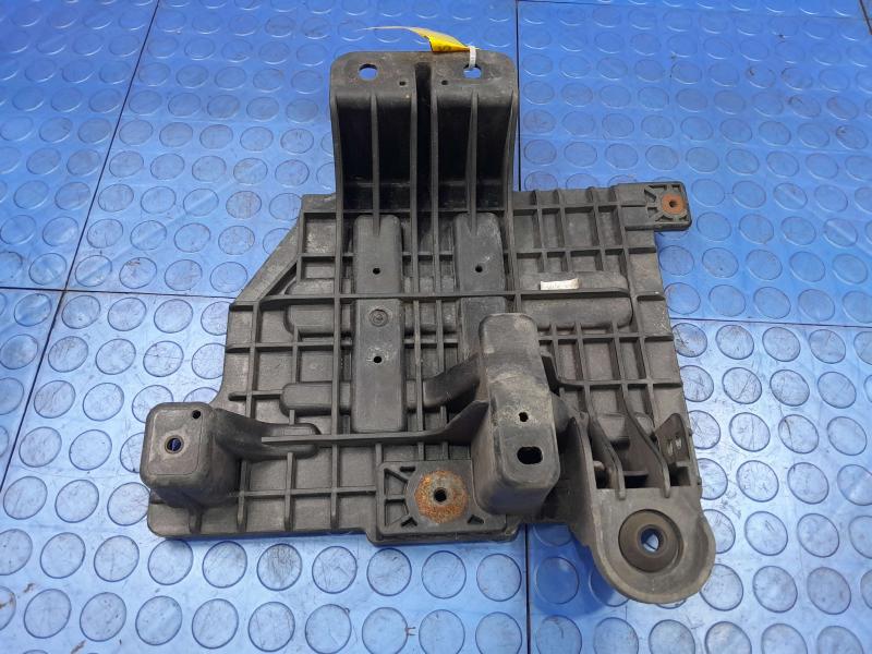 2010-2015 Hyundai Tucson Battery Tray Carrier Genuine OEM Part 371502S000