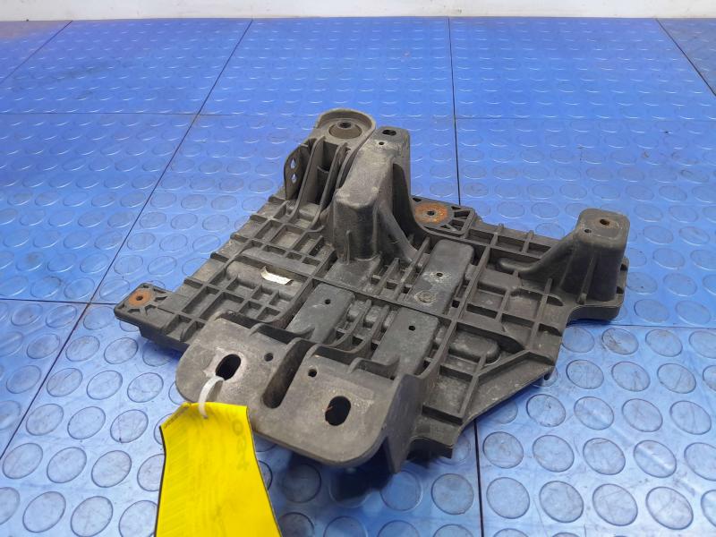 2010-2015 Hyundai Tucson Battery Tray Carrier Genuine OEM Part 371502S000