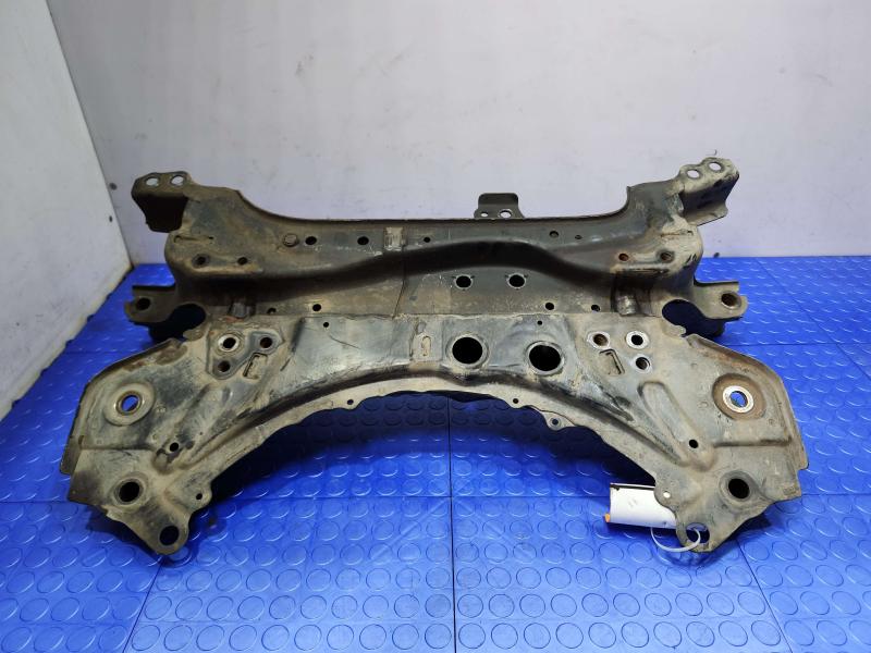 2010 Toyota Prius Crossmember/Cradle/Undercarria