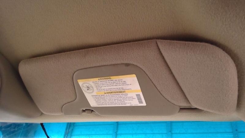 2001 GMC Sierra 1500 Sun Visor