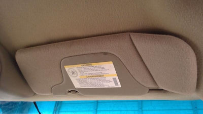 2001 GMC Sierra 1500 Sun Visor