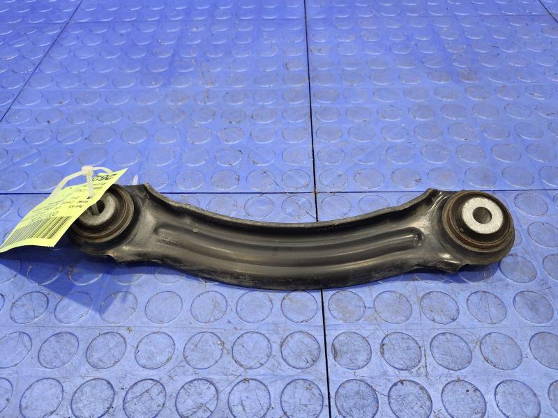 2013 Chrysler 300 Upper Control Arm Rear