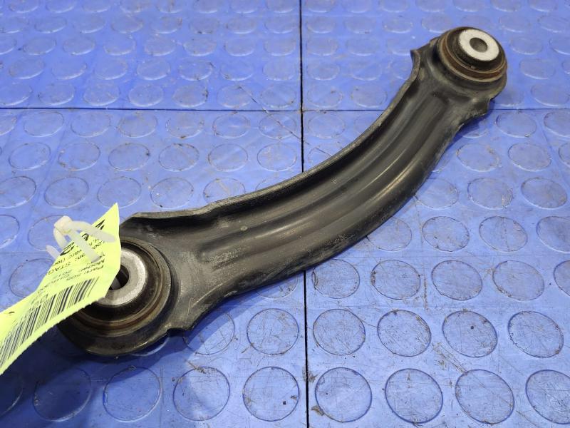 2013 Chrysler 300 Upper Control Arm Rear