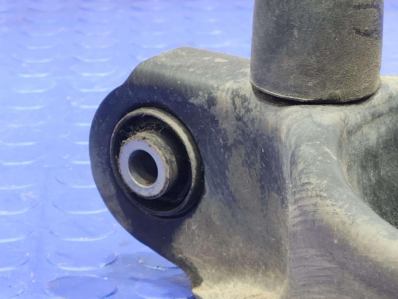 2010 Mazda Mazda3 Lower Control Arm Rr