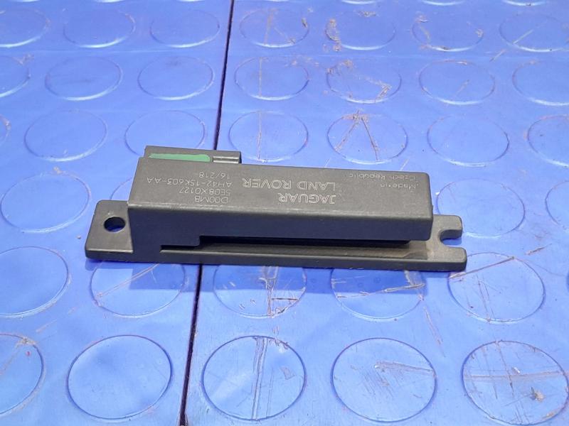 2017-2019 Jaguar XE Keyless Entry Antenna Genuine OEM Part AH42-15K603-AA