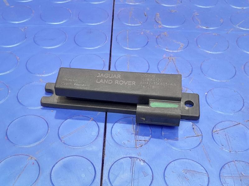2017-2019 Jaguar XE Keyless Entry Antenna Genuine OEM Part AH42-15K603-AA
