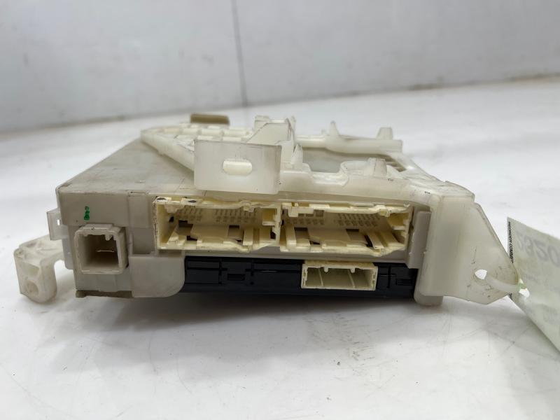 2010 Toyota Prius Cabin Fuse Box