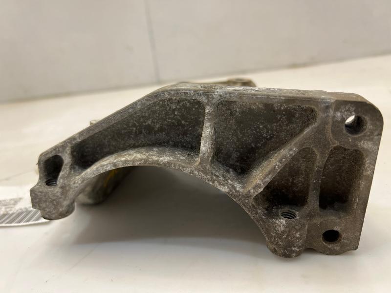 2009 Chevrolet Tahoe Pwr. Steer. Bracket