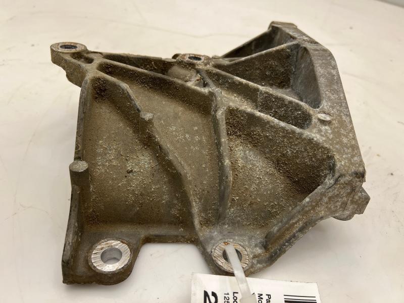 2009 Chevrolet Tahoe Pwr. Steer. Bracket