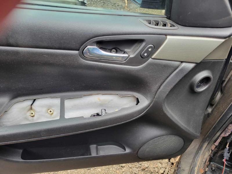 2006 Chevrolet Impala Front Door Trim Panel