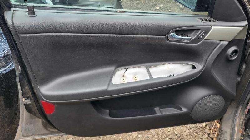 2006 Chevrolet Impala Front Door Trim Panel