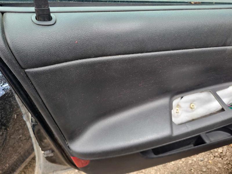 2006 Chevrolet Impala Front Door Trim Panel