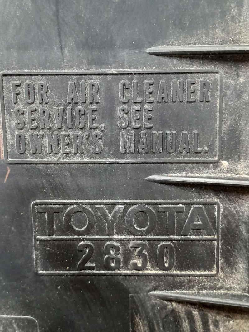 2006-2012 Toyota RAV4 4 Cylinder Engine Air Cleaner Box Assembly OEM 177000V012