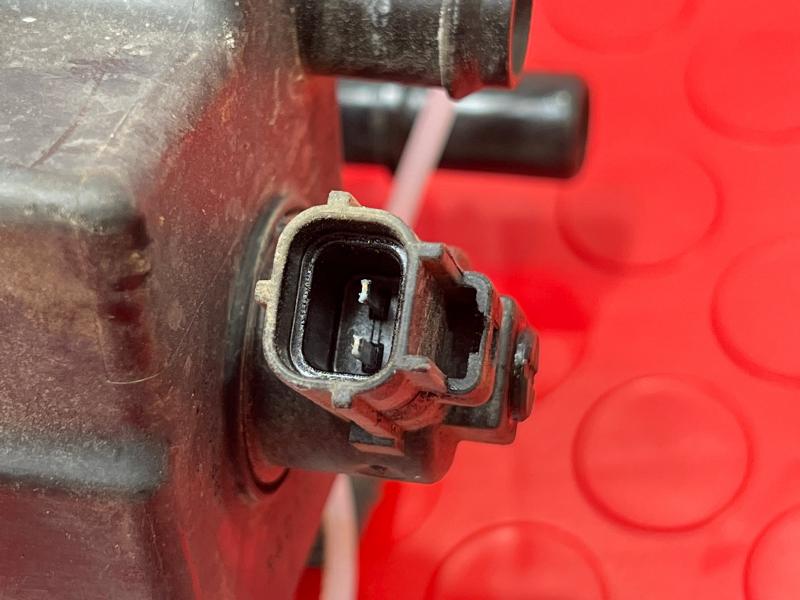 2012 Ford Taurus Evaporator Canister
