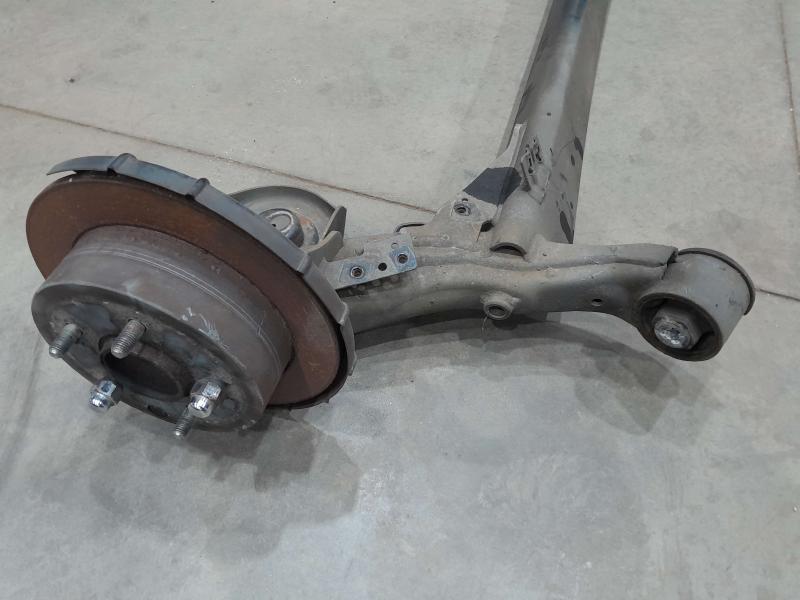 2010-2013 Kia Forte Beam Axle Assembly Torsion Axle - Disc Brakes OEM 551001M100