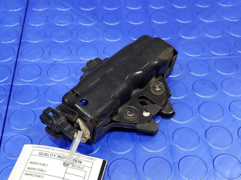 2008 Lexus LS 460 Hood Latch