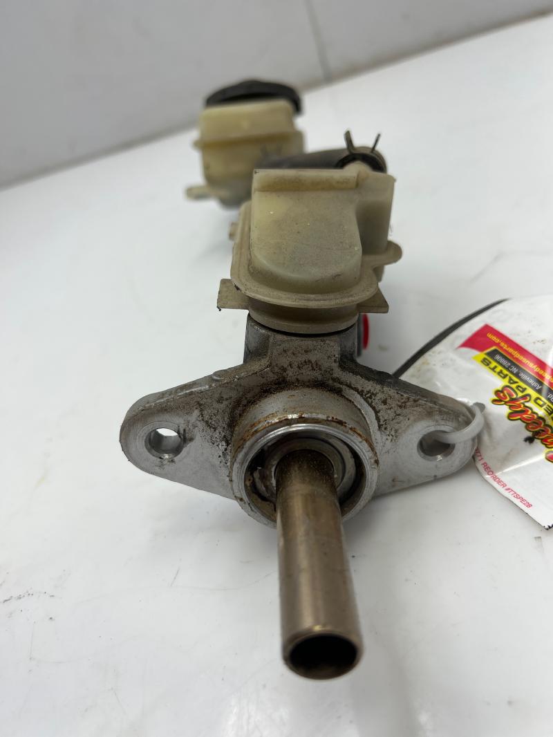 2006 - 2008 Honda Civic 1.8L Brake Master Cylinder Assembly OEM 46100SNAA01