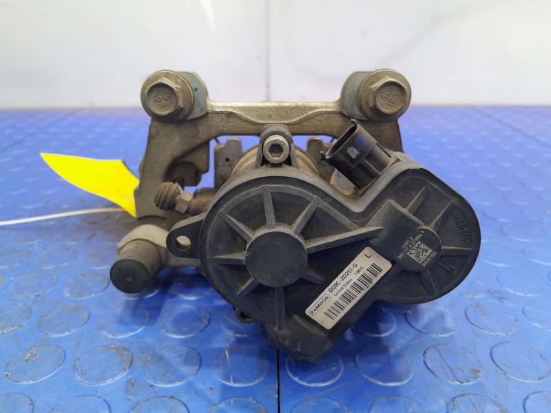 2017 Lincoln Continental Caliper