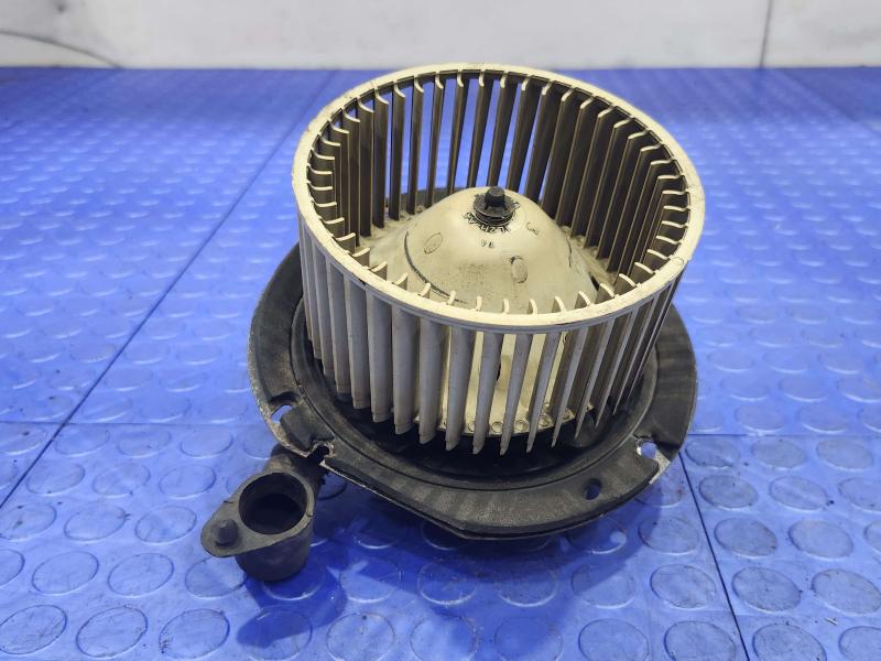 2004 Ford Explorer Blower Motor