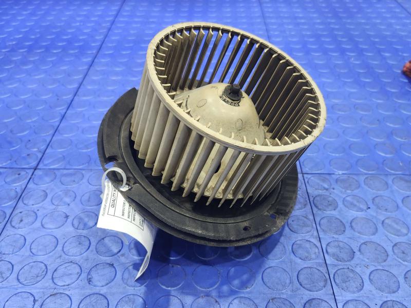 2004 Ford Explorer Blower Motor