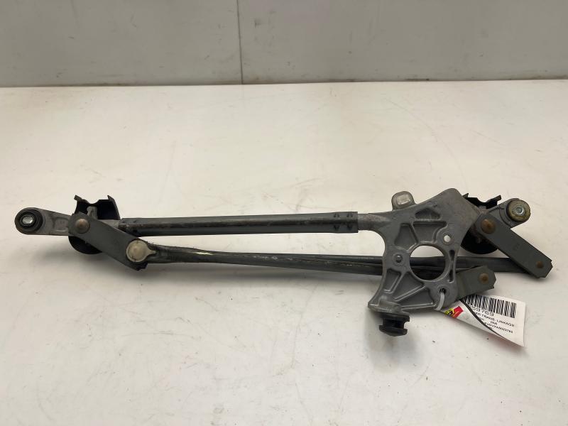 2006 - 2012 Toyota Rav4 Windshield Wiper Linkage OEM 851500R010