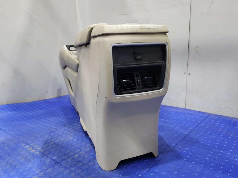 2015 Nissan Murano Front Console