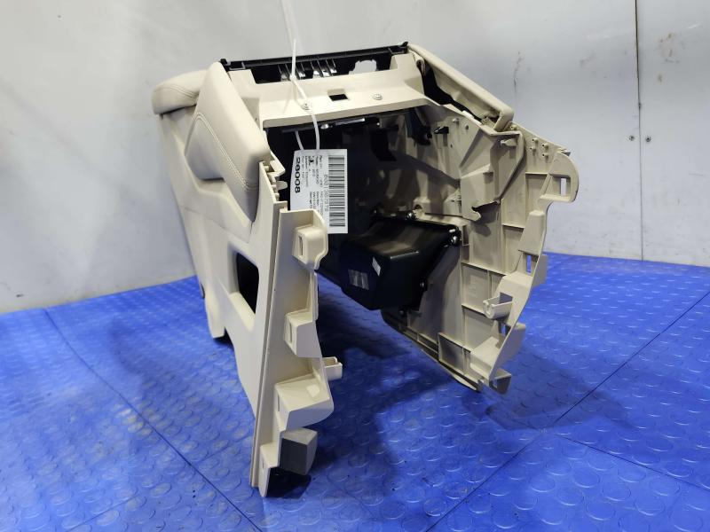 2015 Nissan Murano Front Console