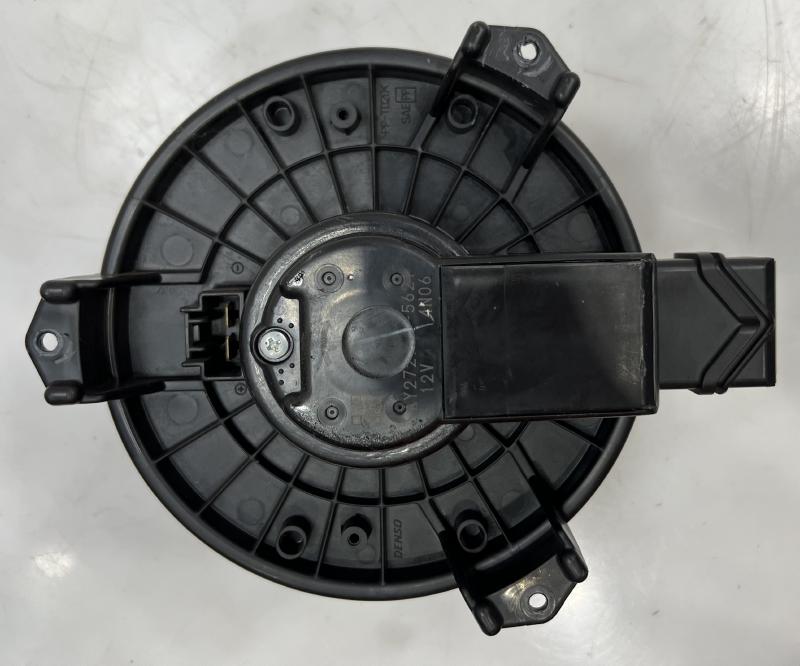 2009 - 2013 Dodge Ram 1500 Heater AC Blower Motor - Single Zone OEM 68048905AB