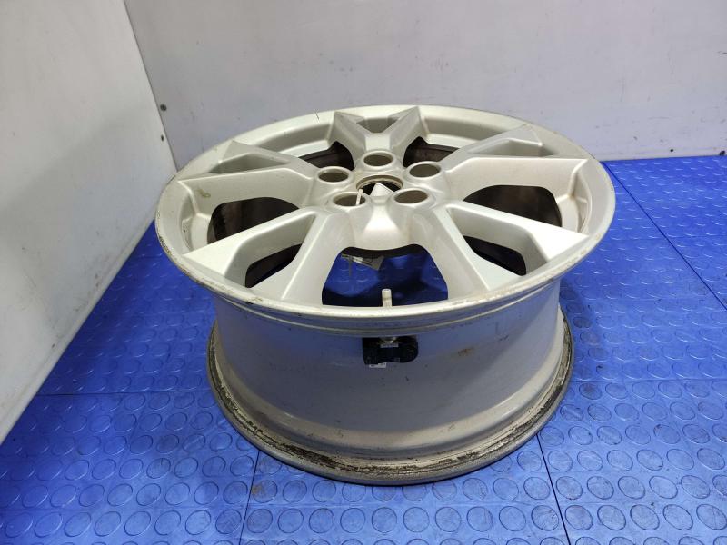 2014 Nissan Maxima Wheel