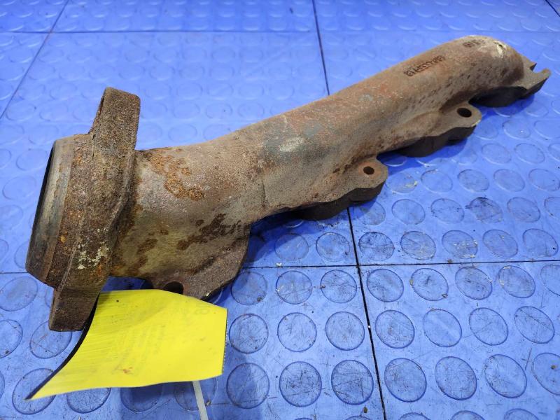 2010 Dodge Ram 1500 Exhaust Manifold