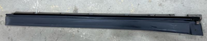 2013 Ford Explorer Rocker Moulding