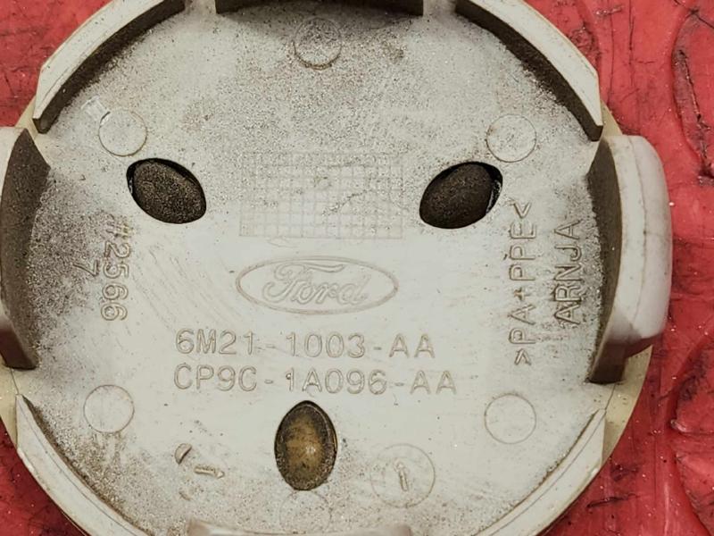 2014 Ford Fusion Center Cap