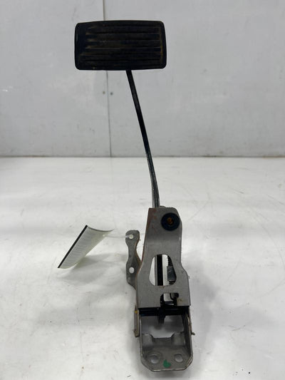 2002 - 2006 Honda CRV Brake Pedal Assembly OEM 46600-S9A-A01