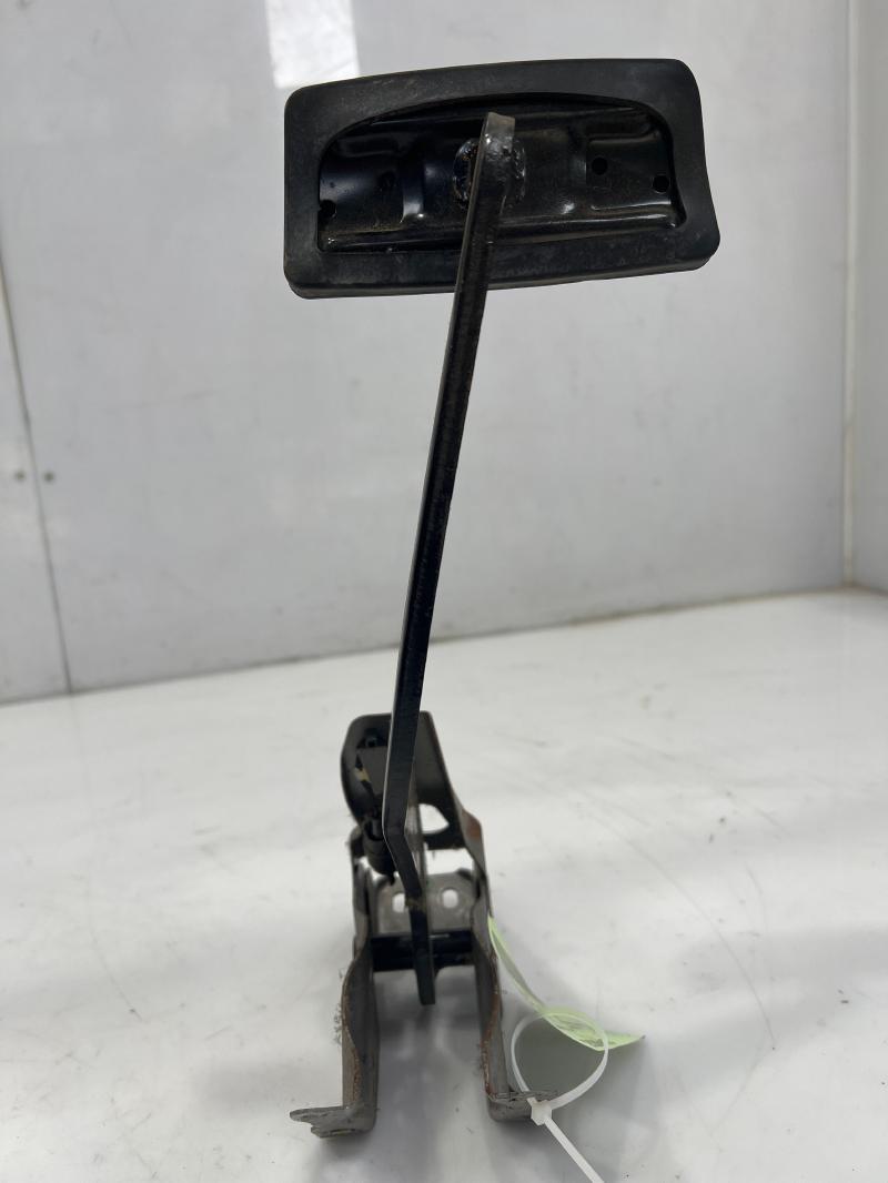 2002 - 2006 Honda CRV Brake Pedal Assembly OEM 46600-S9A-A01